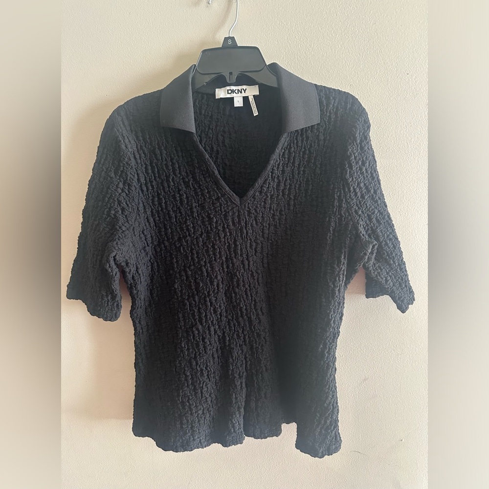 🌟DKNY Black Textured Polo V-Neck Shirt Size L NWT
